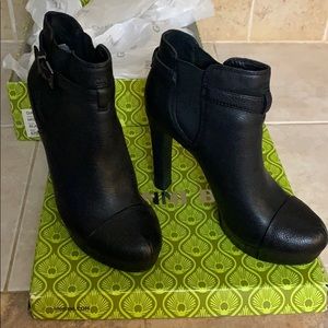 Gianni Bini “Missy” Ankle Boot